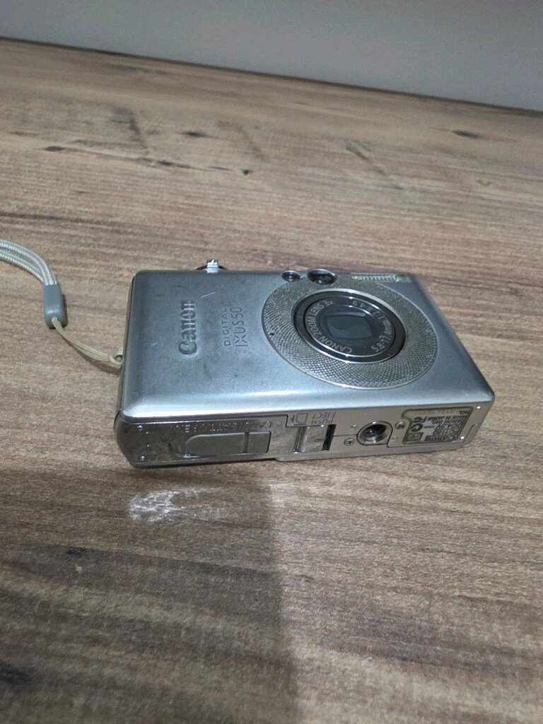 Canon Digital IXUS 50 - 3