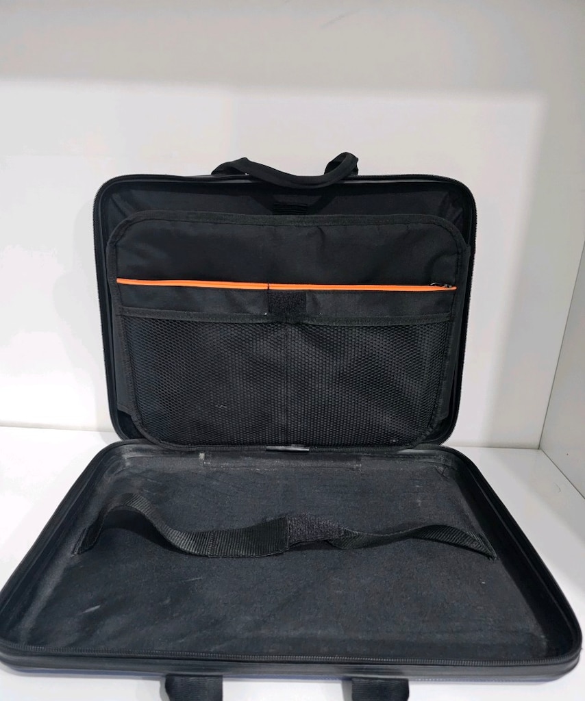 LAPTOP ÇANTASI - 3