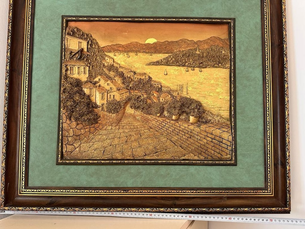 El İşçiliği Bronz Rölyef Duvar Tablosu – Ahşap Çerçeveli Sanat Eseri