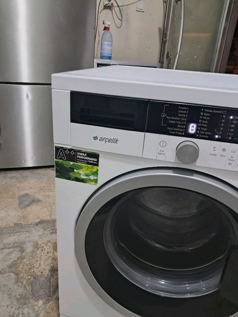 sıfır gibi arcelik 9kloluk piyano serisi camaşır makinesi 9.500tl - 8