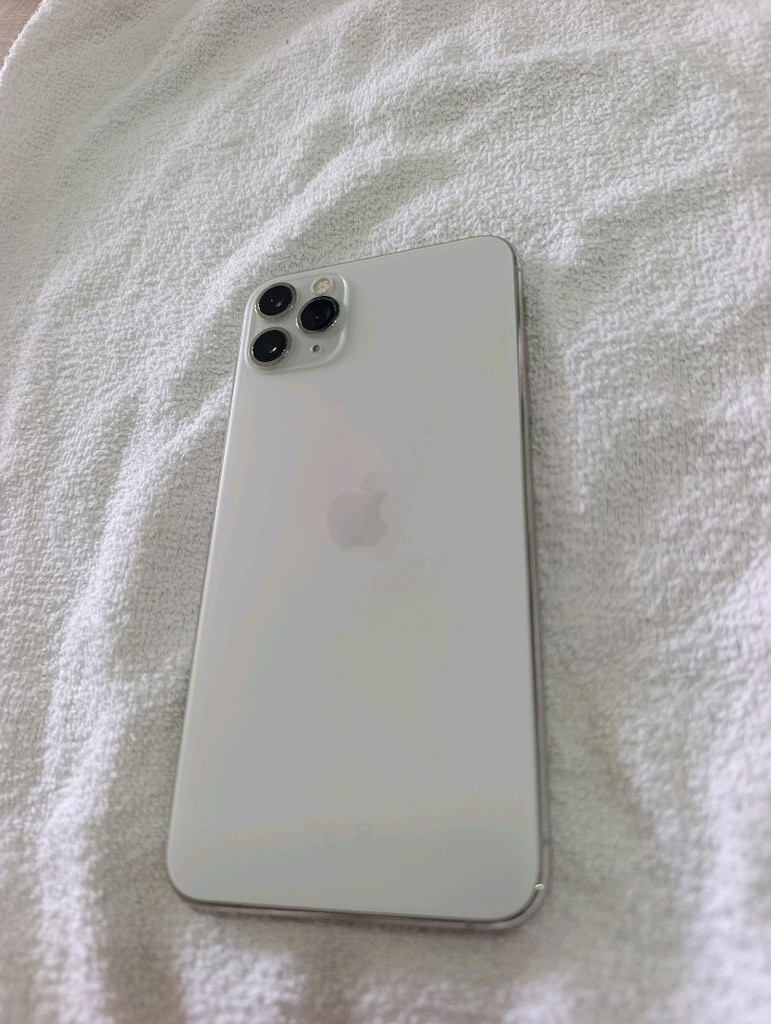 iPhone 11 pro Max 64 GB tr - 2