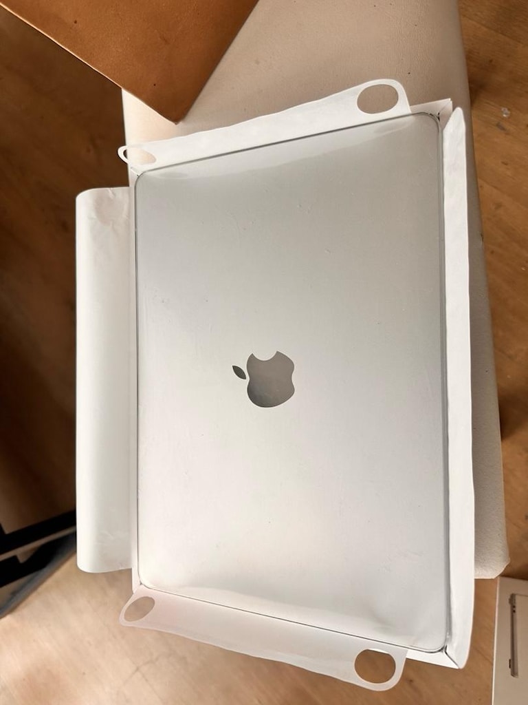 APPLE MACBOOK AİR M4 2025 eylul 13 kulanilmamis - 4