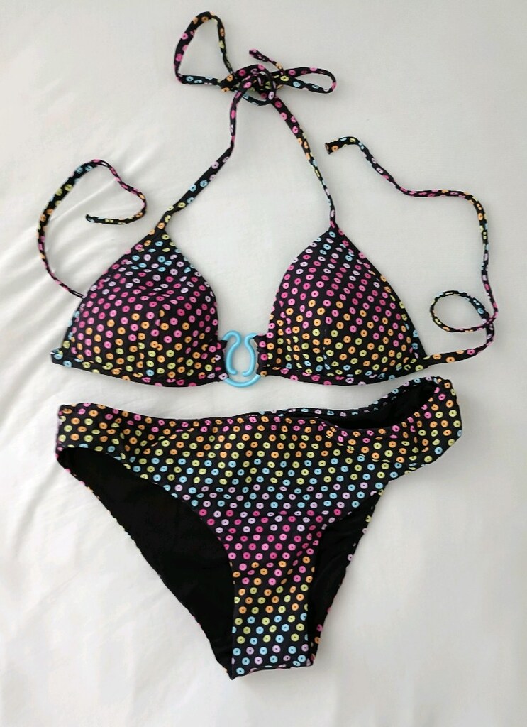 Çok Renkli Puantiyeli Bikini Takımı