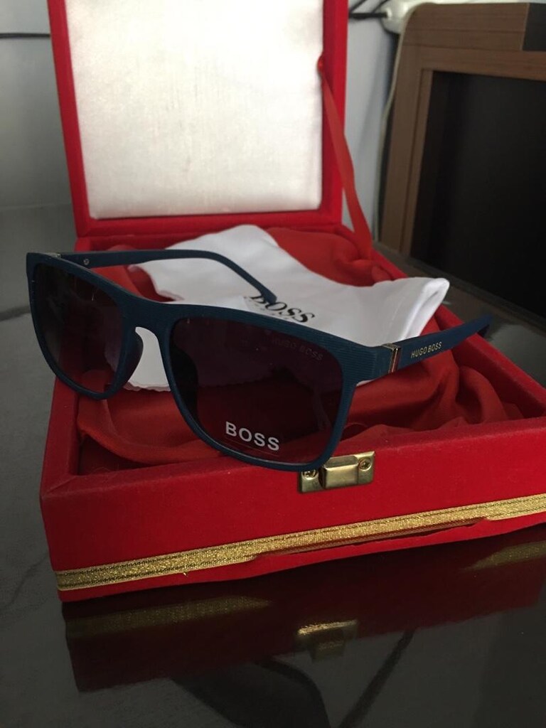 Hogo Boss’tan muhteşem lacivert erkek güneş gözlüğü - 3