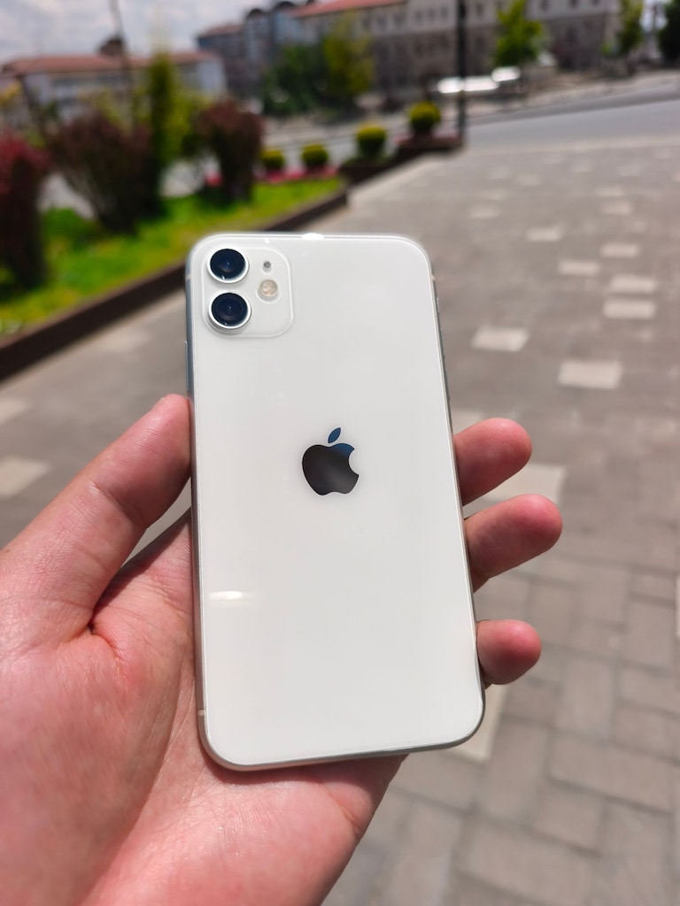 İPHONE 11 128 GB HATASIZ - 2