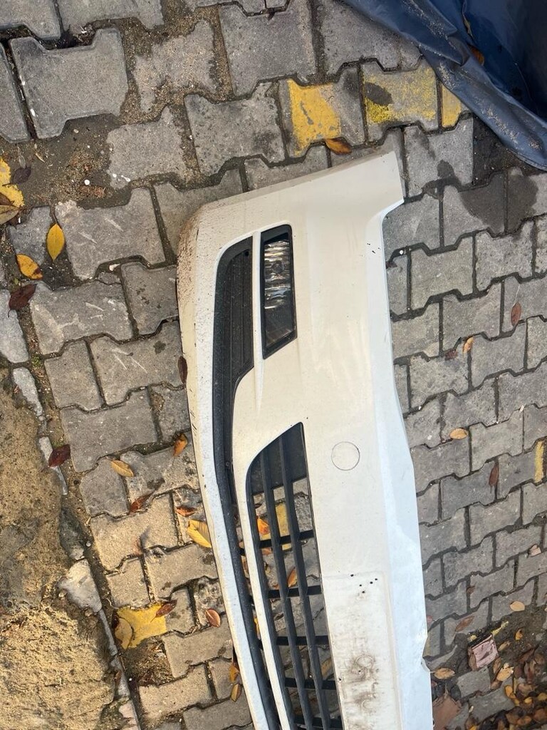 GOLF 7 ÖN TAMPON SİSLİ - 2