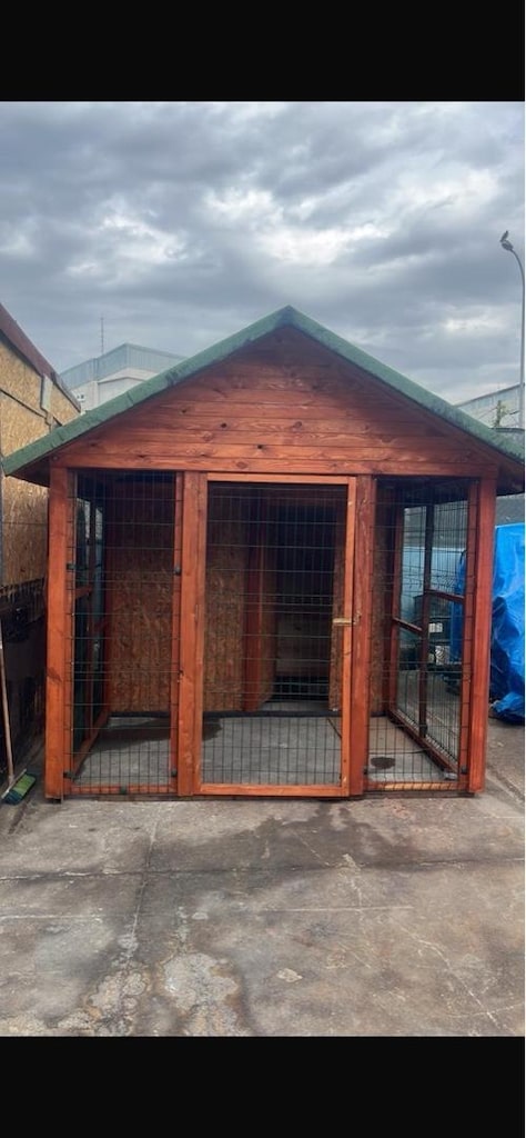 KÖPEK KULÜBESİ KALİTELİ TEMİZ - 2