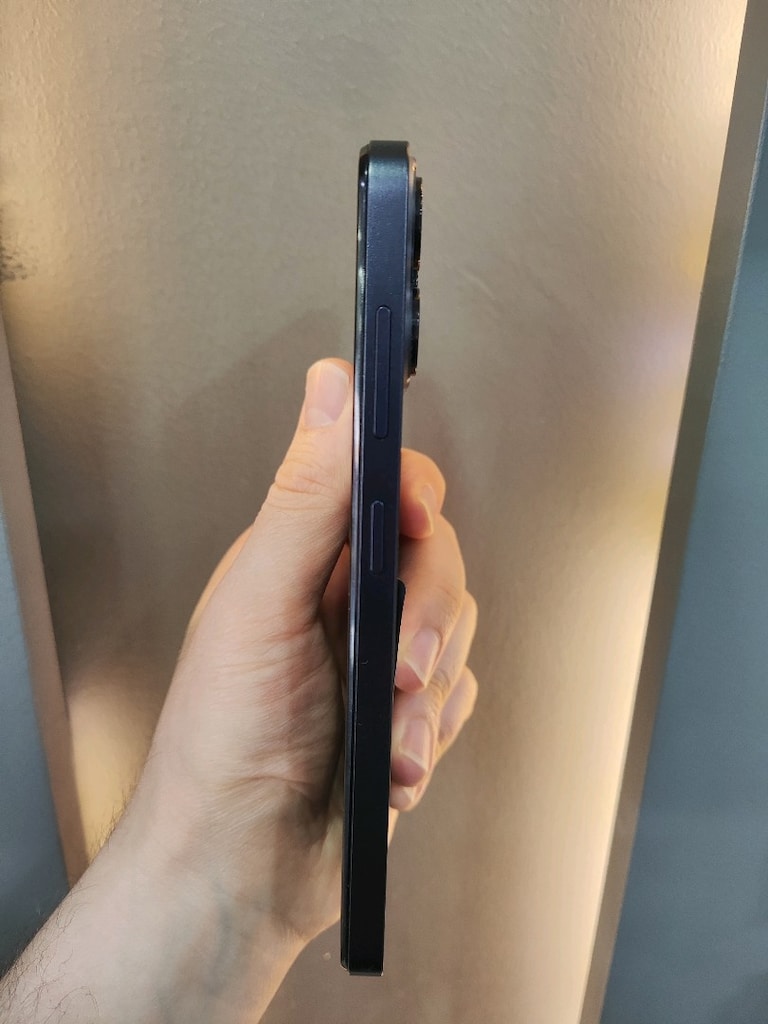 KUTULU SORUNSUZ FULL ORİJİNAL NUBİA V50 DESİGN 256 GB - 3