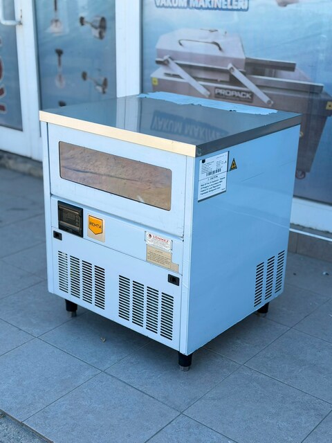 Sönmez Endüstriyel'den Remta Buz Makinesi 55 kg - SK-55C