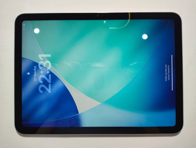 İPad 11 (A16) 128GB - SIFIRA YAKIN