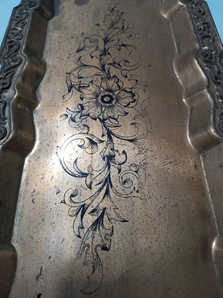 KENARLARI KABARTMALI İCİ DESENLİ YENİ AĞİR BAKIR TEPSİ - 5