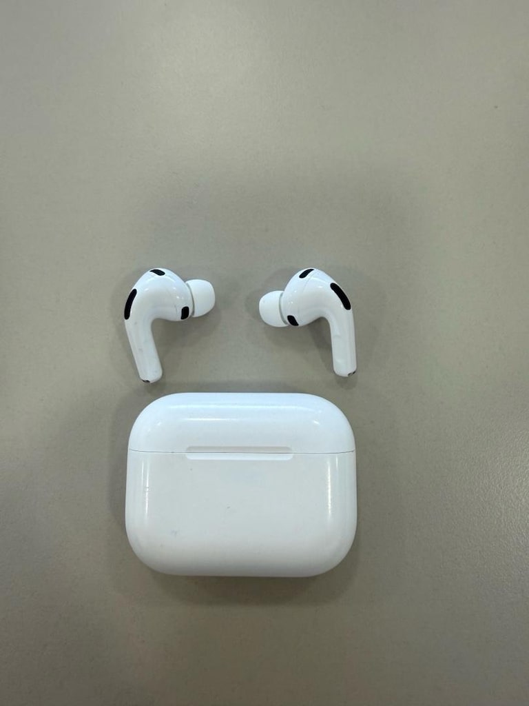 Airpods pro 3 - 2