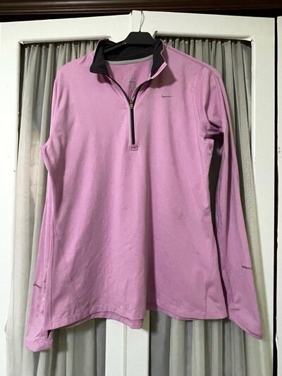 Yarım Fermuarlı Parmak Geçmeli Sweatshirt