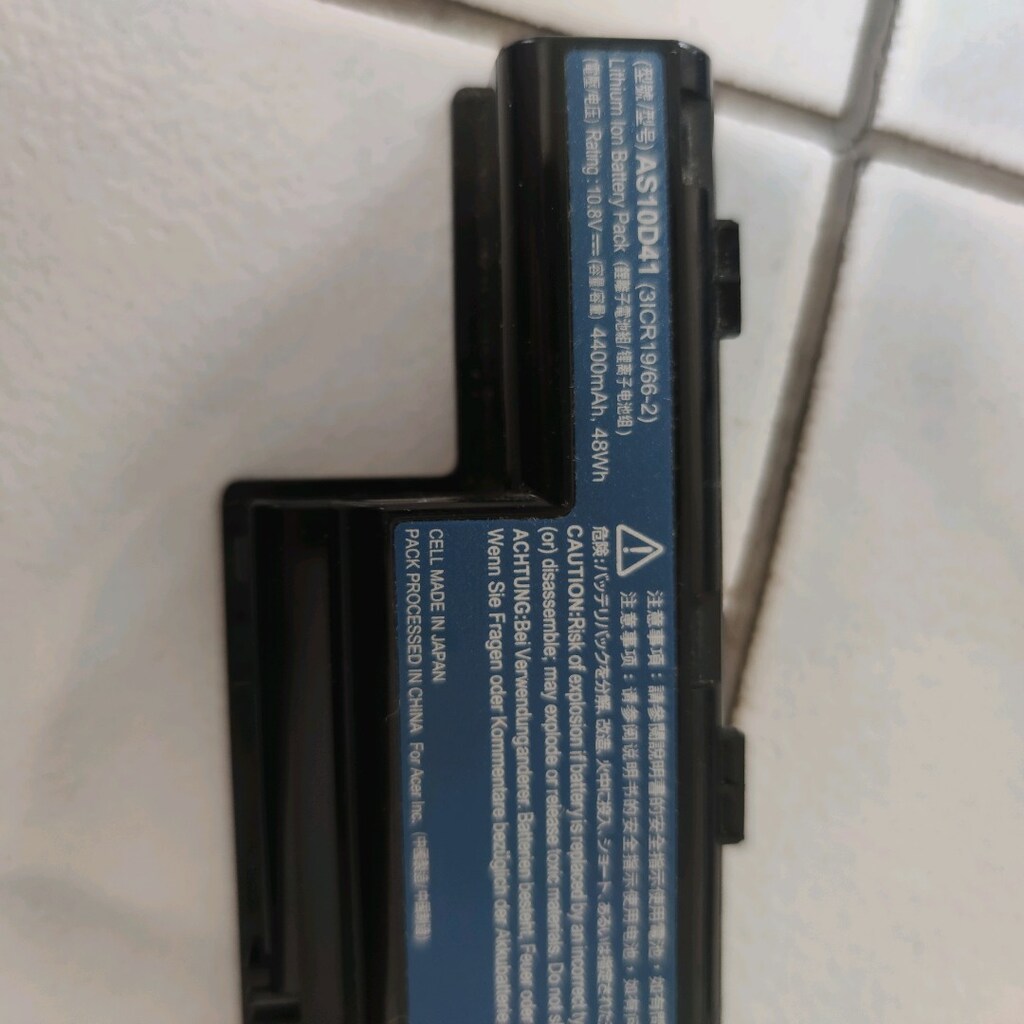 3 adet notebook bataryası - 3