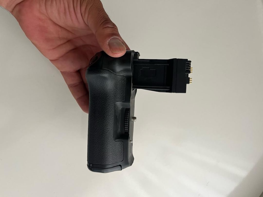 Canon Fotoğraf Makinesi Battery Grip (550D - 600D - 700D) - 6