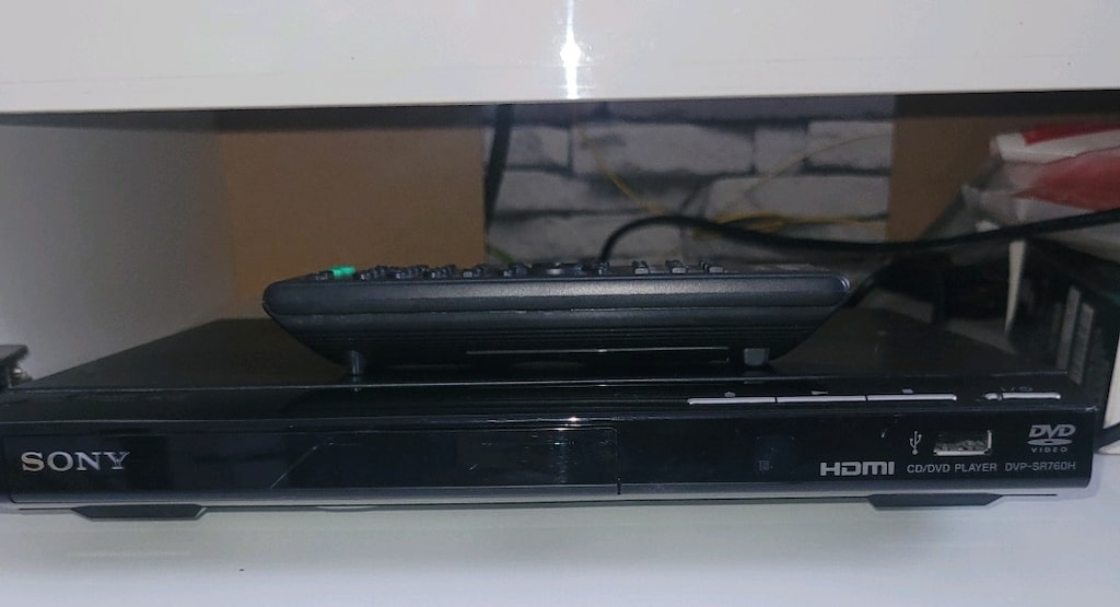 SONY Cd DVD player - 4