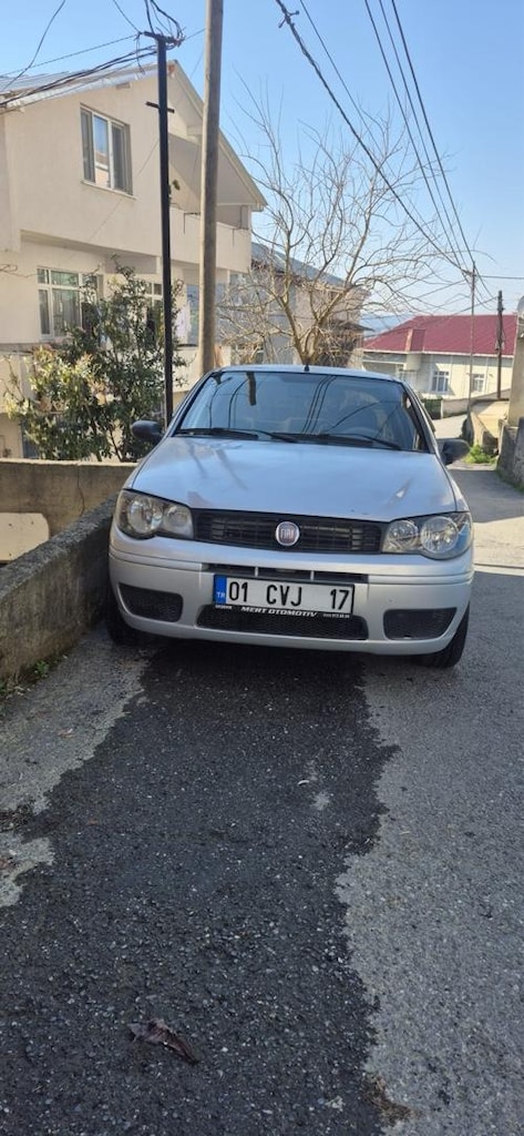 2010 model fiat albea - 9