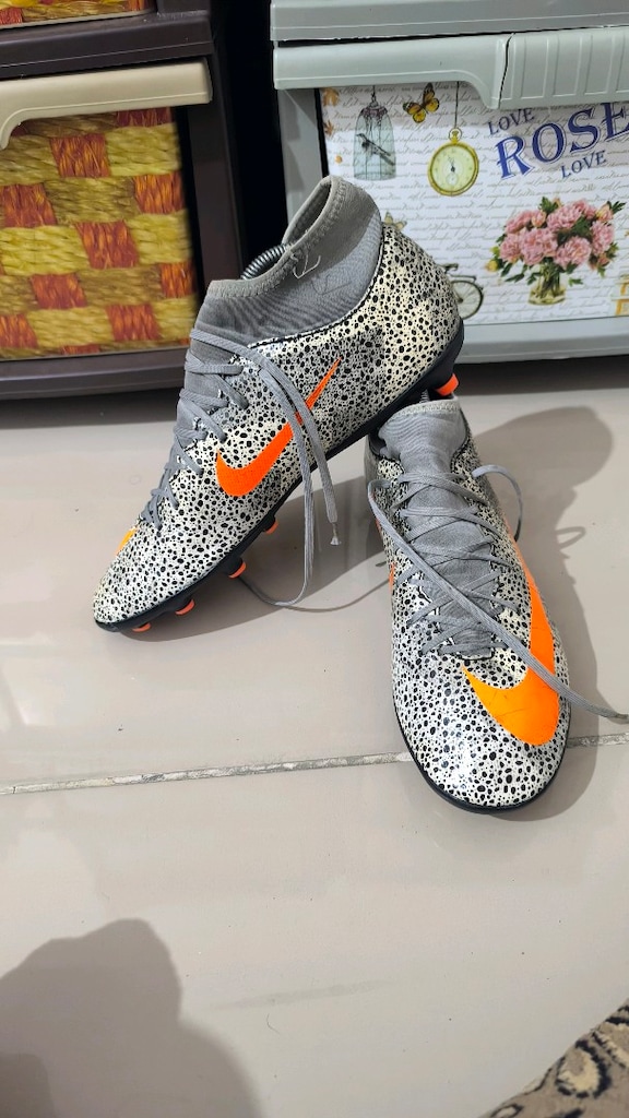 43 numara Nike mercurial orjinal krampon - 2