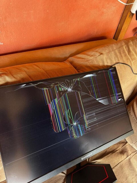 Gamebooster 27inc Gaming Monitor