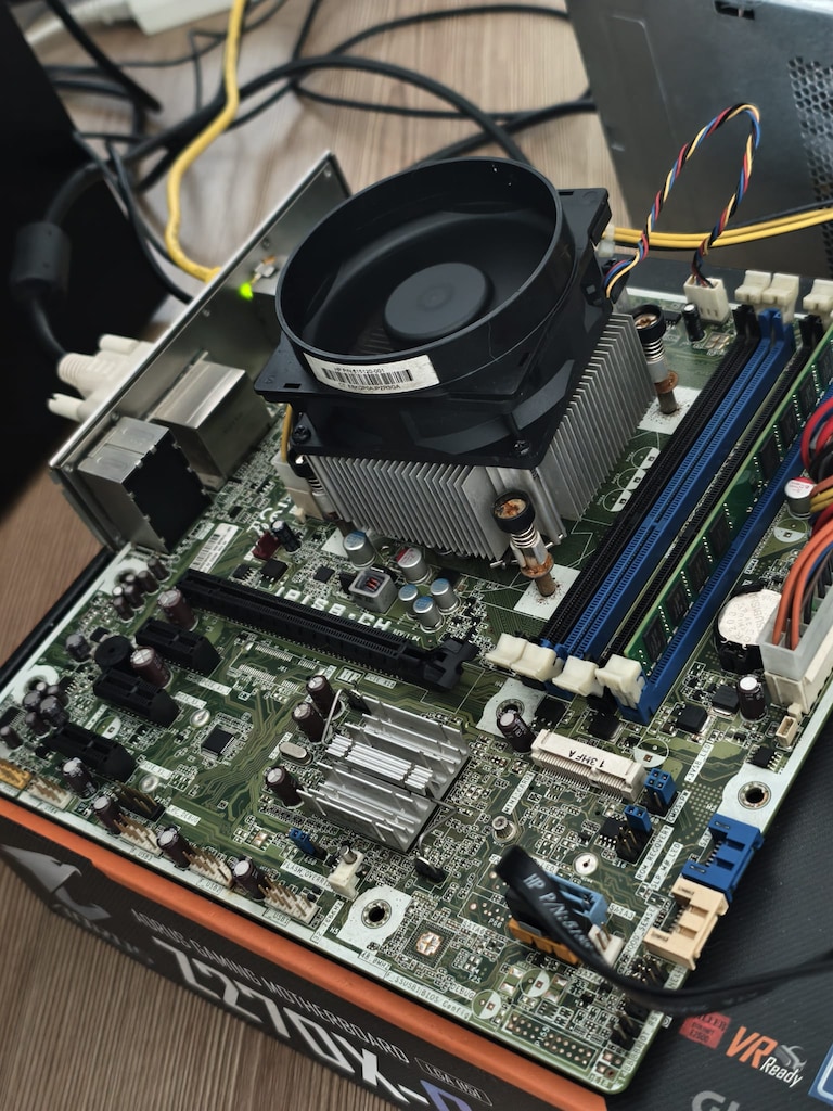İ5 İŞLEMCİ - 8GB RAM - ANAKART - SOĞUTUCU - 3