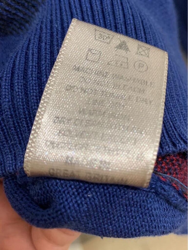 orijinal Burberry V yaka XL beden kazak — görsel 3/8