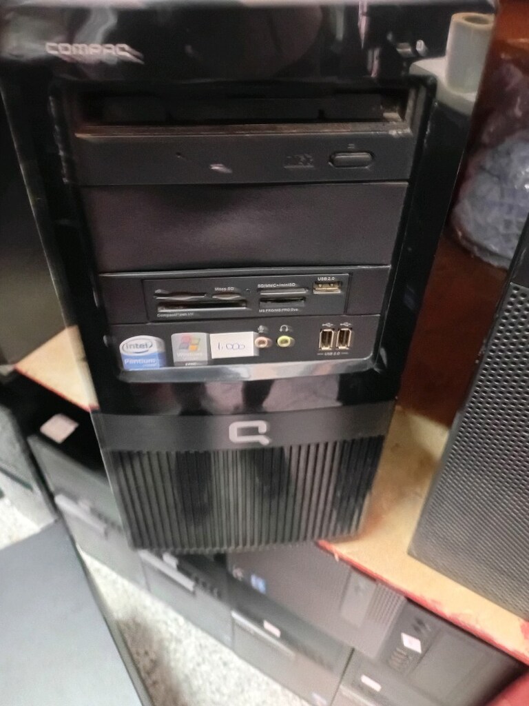 COMPAQ BİLGİSAYAR KASASI - 2