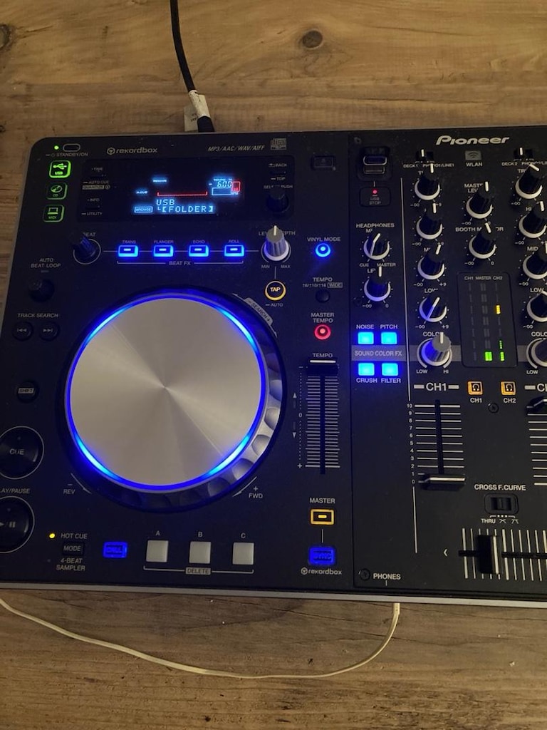 pioneer XDJ R1 setup - 3