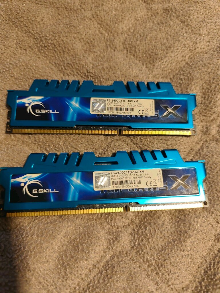 Gskil sogutuculu DDR3 16 GB (8x2) 2400 MHz masaüstü bellek - 2