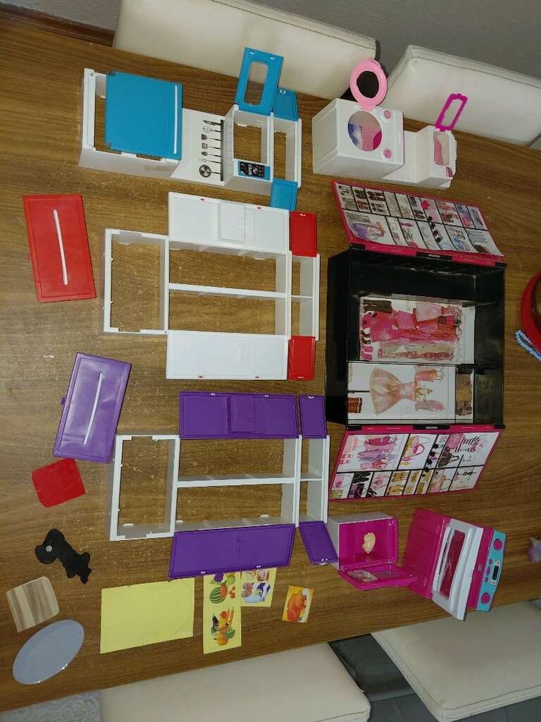 Barbie Dolabı Ve Mutfak Dolapları - 3