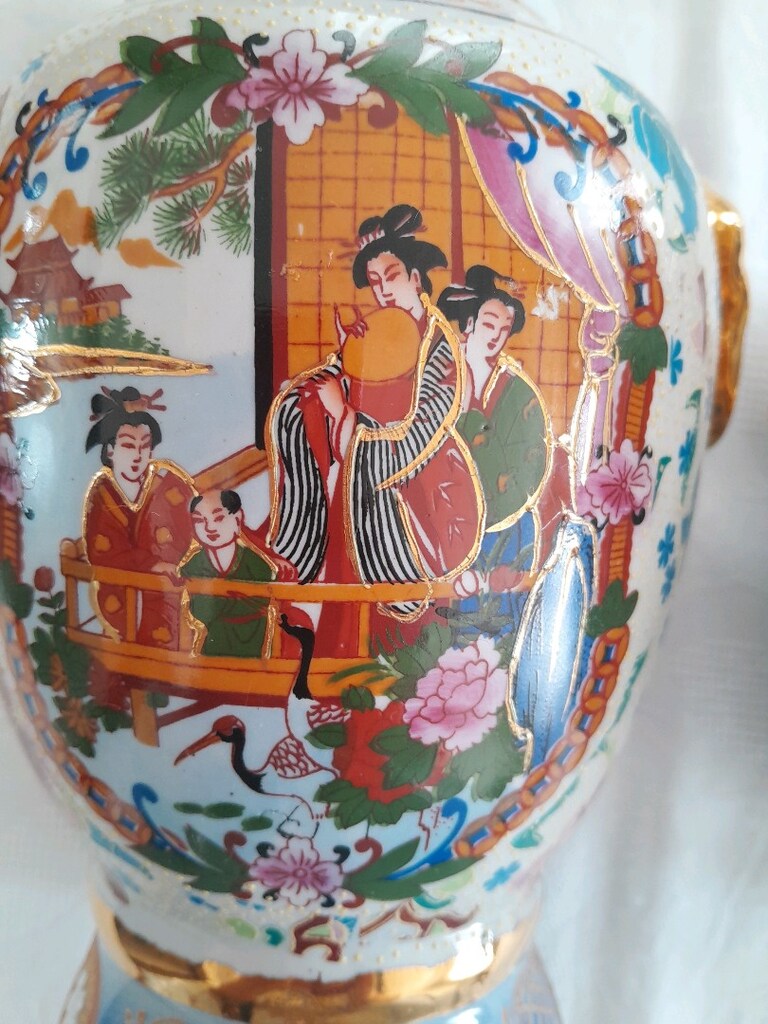 JAPON DESENLI ANTIKA VAZOLAR VE TABAK - 5