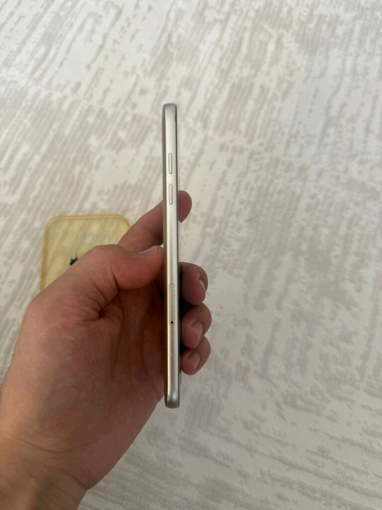Samsung Galaxy A7 2017 - 2