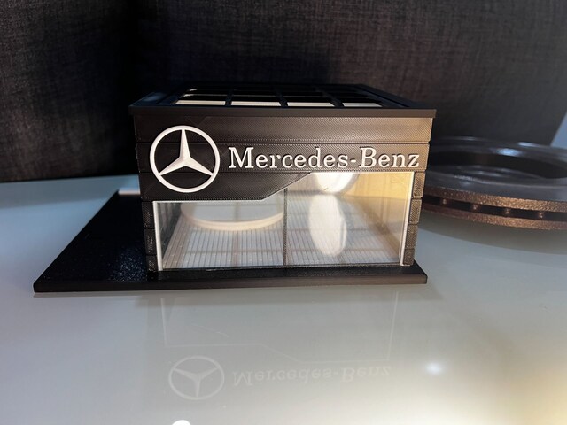Mercedes HotWheels ve Matchbox Garaj
