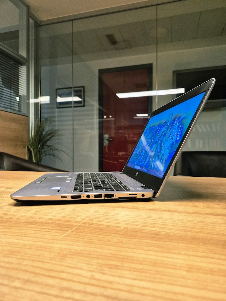 Laptop HP i5 İşlemci 256GB SSD 8GB DDR4 Ram Aydınlatmalı Klavye Win 11 - 4