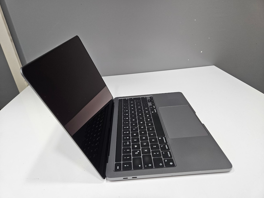 MACBOOK PRO M2 + TOUCHBAR-PİL SAĞLIĞI %90 +16 GB RAM - 5