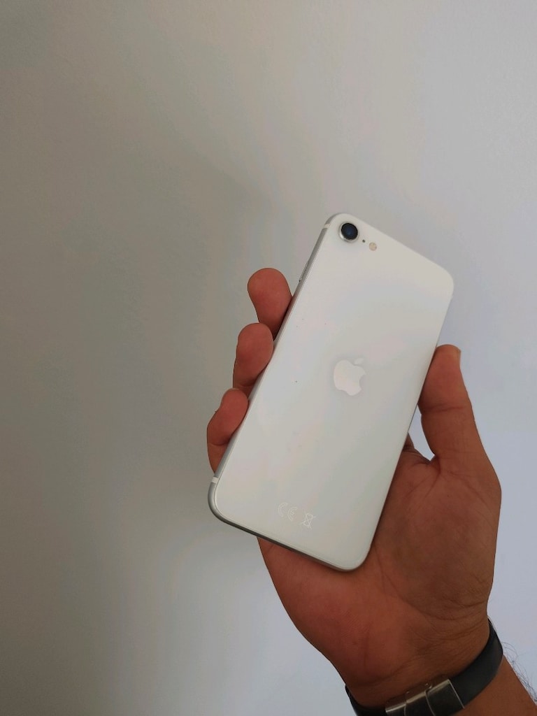 İPHONE SE 2 NESİL 64 GB TR CİHAZI - 6