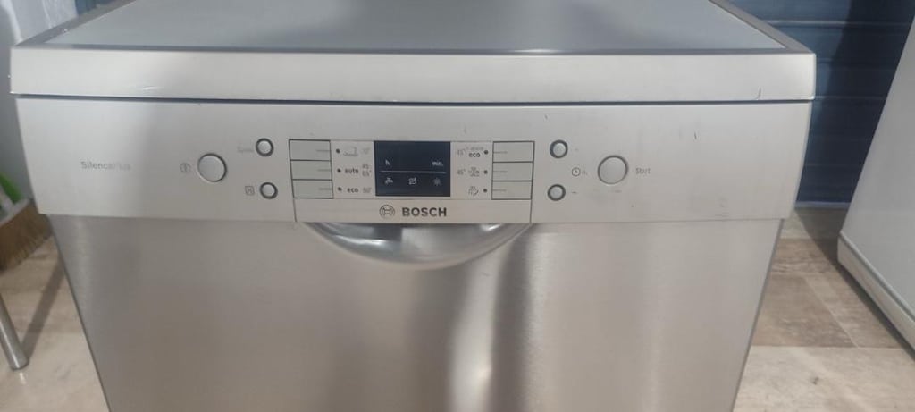 BOSCH MARKA 4 programlı inoks iz yapmaz dijital ekran - 2
