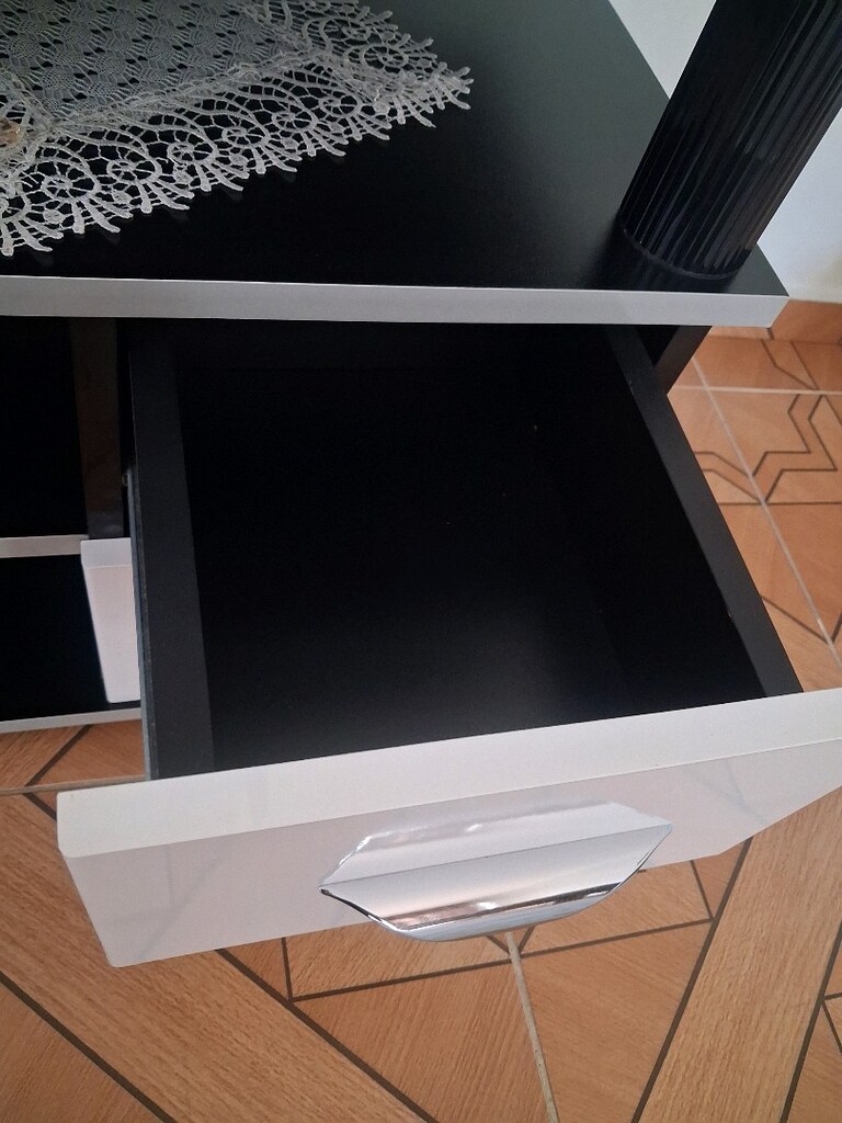 televizyon ünitesi - 4