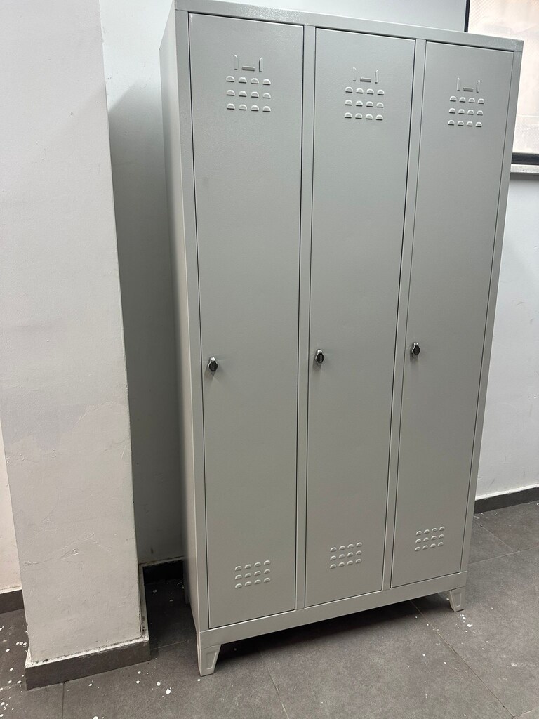 PERSONEL GİYİNME DOLABI 3 KAPILI METAL YAPIM - 3