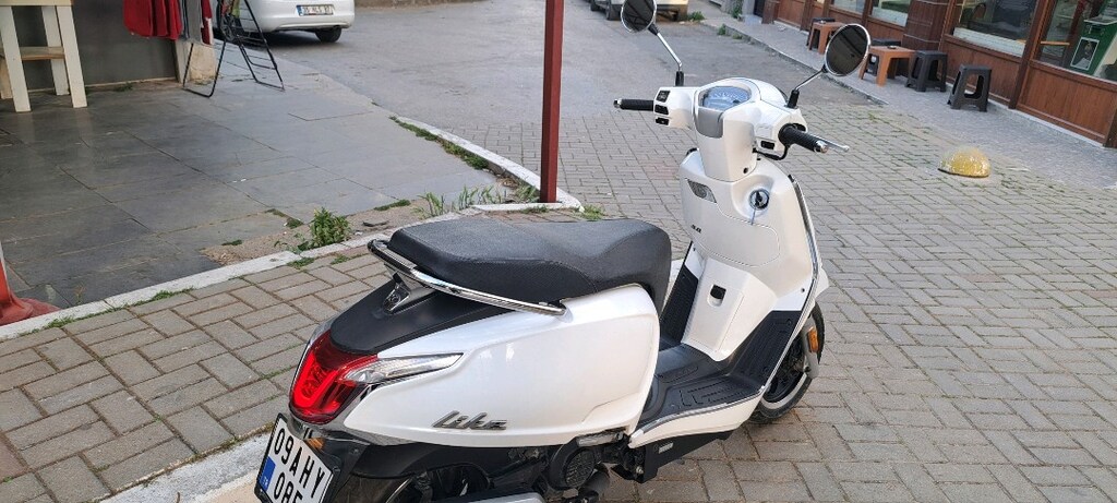 Kmyco Like 50 2021 model 6.000 km de - 11