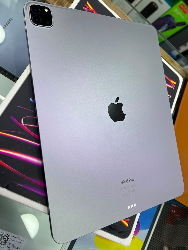APPLE IPAD PRO - 12.9 INCH - 128 GB - 6. NESİL WİFİ - 2