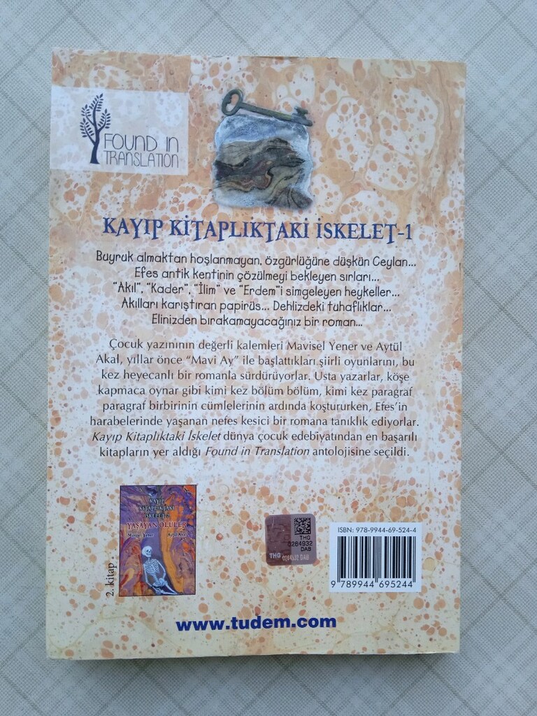 Kayıp Kitaplıktaki İskelet 1 Mavisel Yener Aytül Akal Kitap - 4