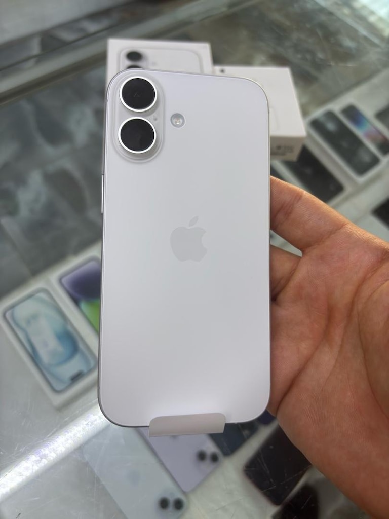 MÜHENDİSCELL’DEN YURTİÇİ İPHONE 17 256 GB SIFIR BEYAZ - 3