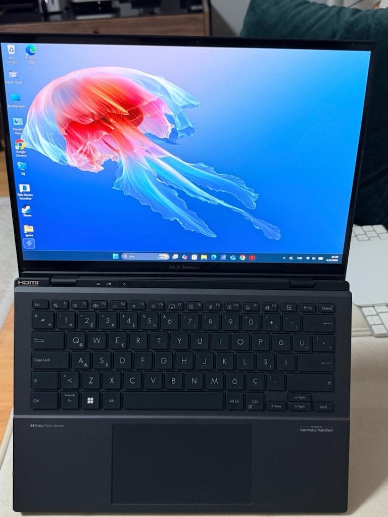 asus zenbook duo - 3