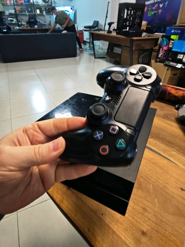 PlayStation 4 500gb - 3