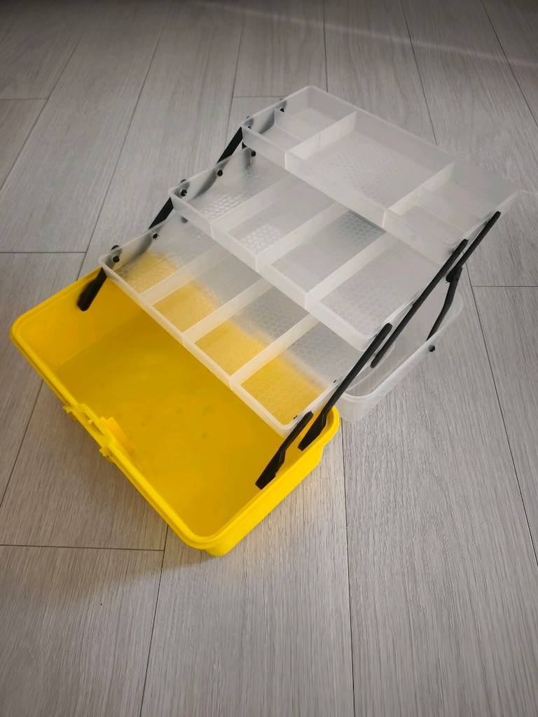 15 inç Katlı / Şeffaf Kapaklı Balıkçı Çantası - letgo'dan Sıfırından ...
