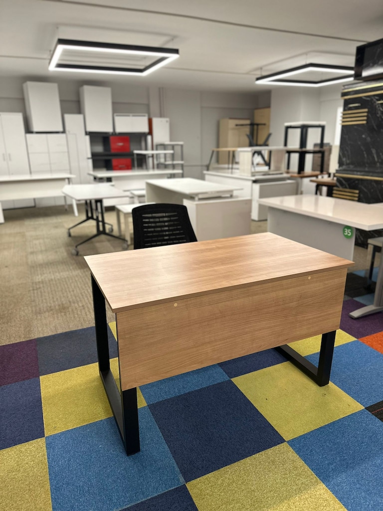 KLAS OFİS ÜSKÜDAR 120x70 MARBELLA KİRAZ ÇALIŞMA MASASI SIFIR - 2