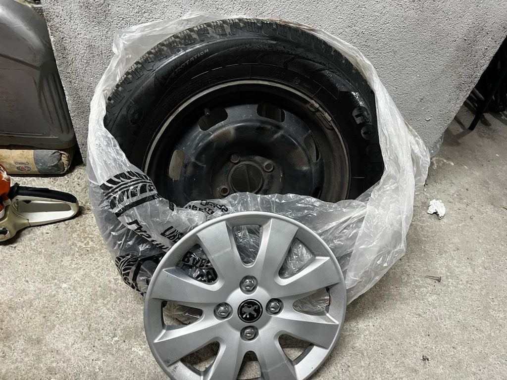195/65/15 GOODYEAR KIŞLIK