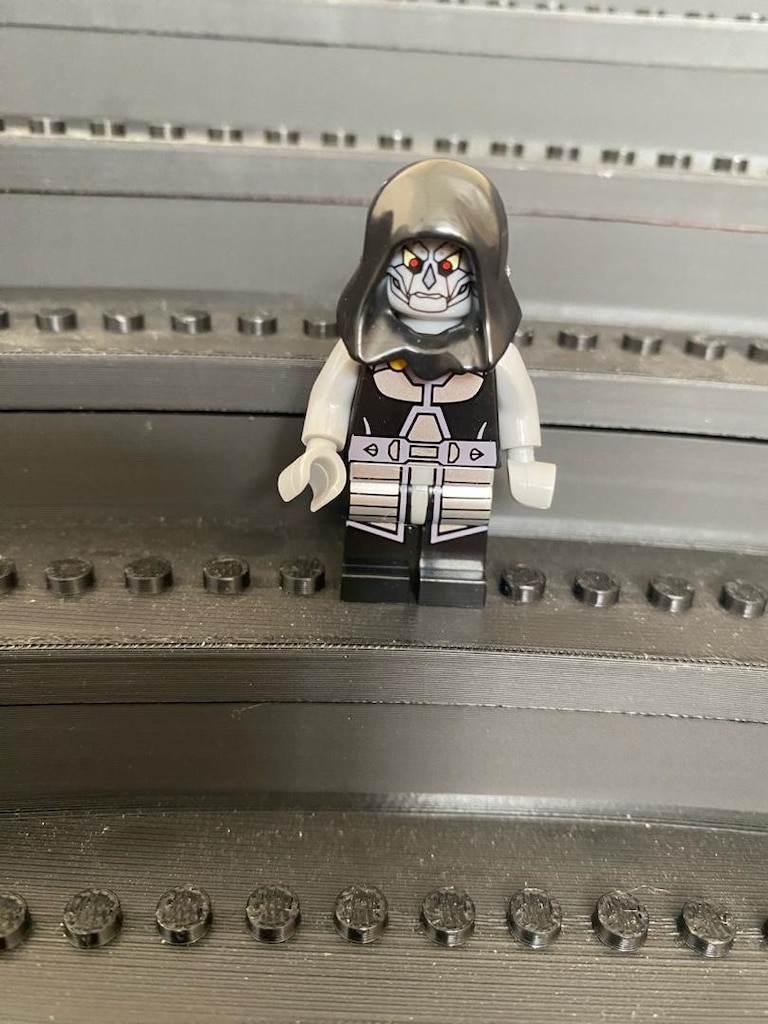 Lego Marvel Dr. Doom 2099 Figürü - 5