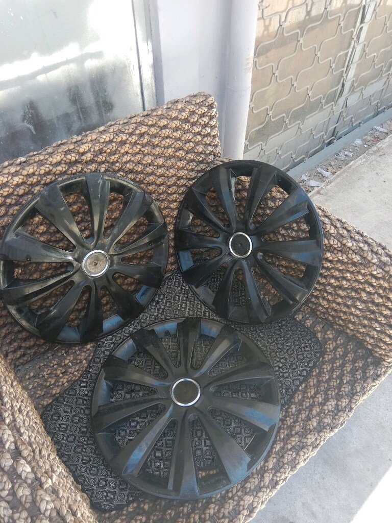 15 inç jant kapağı 3 adet 500tl - 2