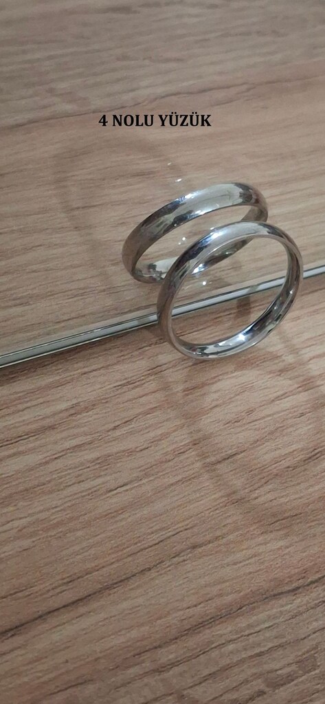 YÜZÜKLERİN HEPSİ 300 TL - 4